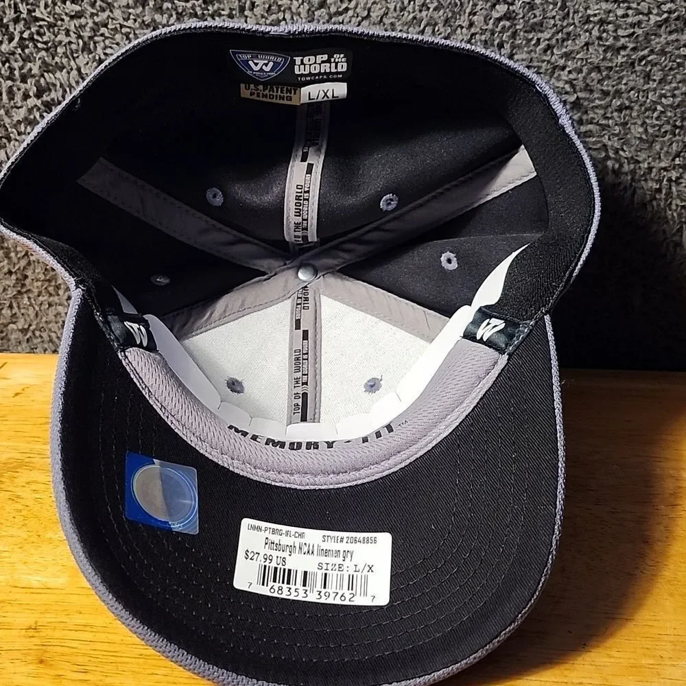 Top of the World University of Pittsburgh Panthers Pitt Stretchfit Hat - New